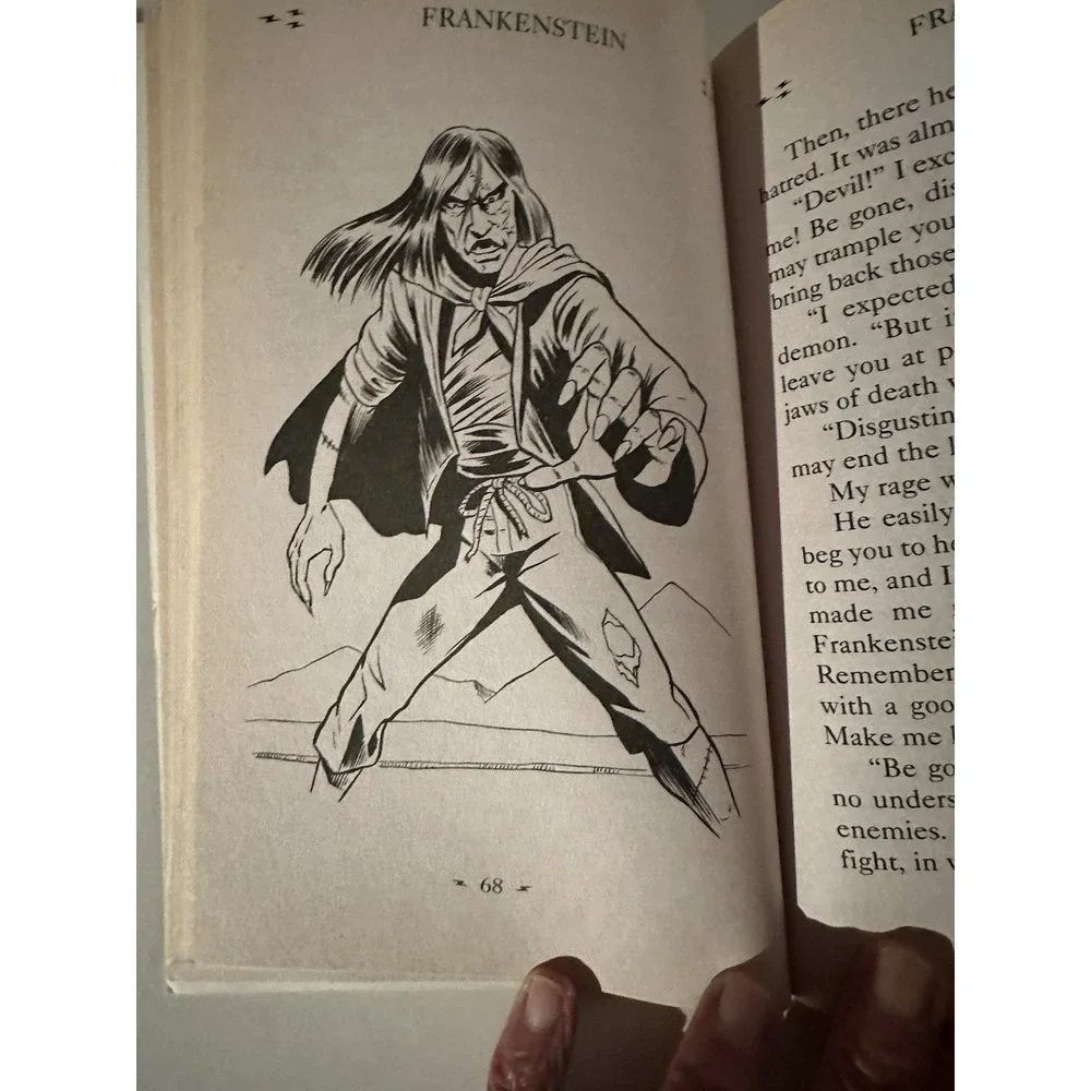 Frankenstein Junior Classics for Young Readers Mary Shelley Paperback Age 7up‎